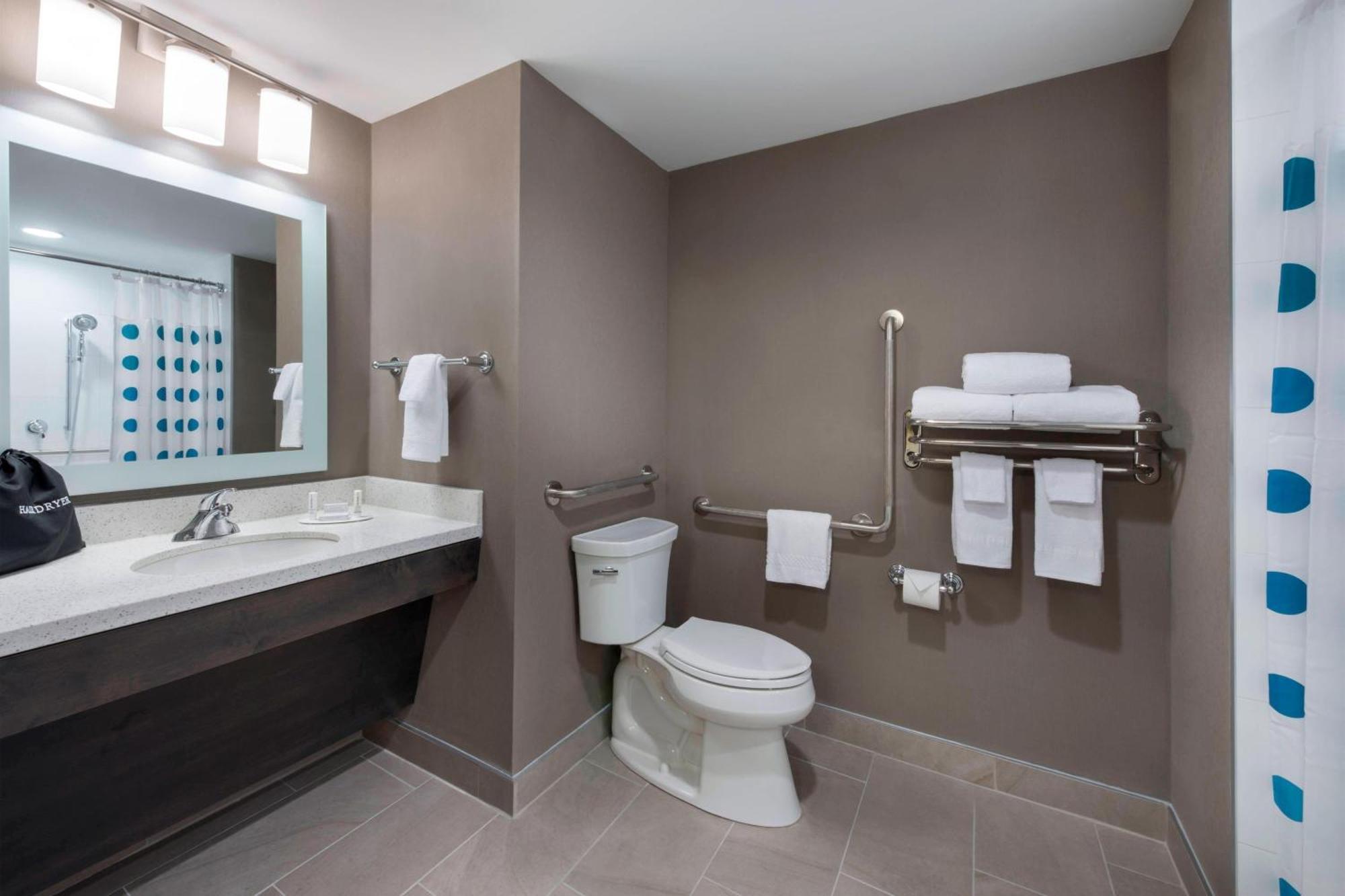 Towneplace Suites By Marriott Ottawa Kanata Extérieur photo